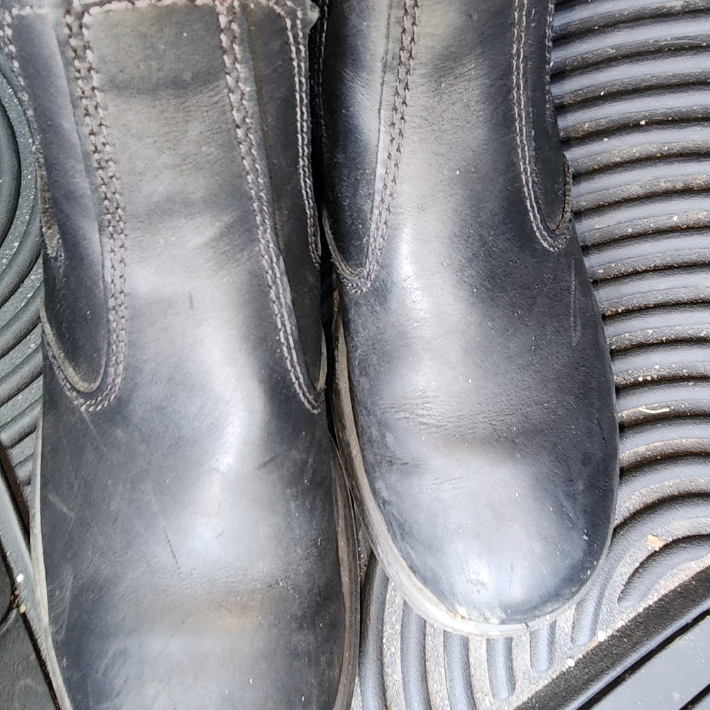 Redback Boots